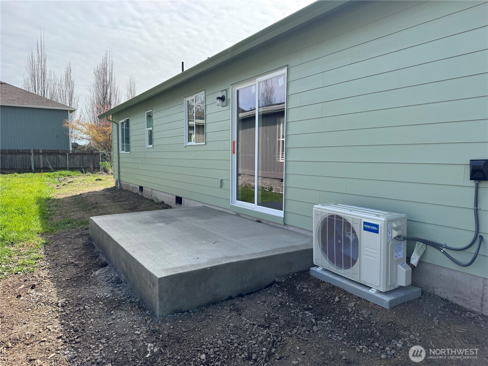 206 Douglas Street , Longview, WA 98632