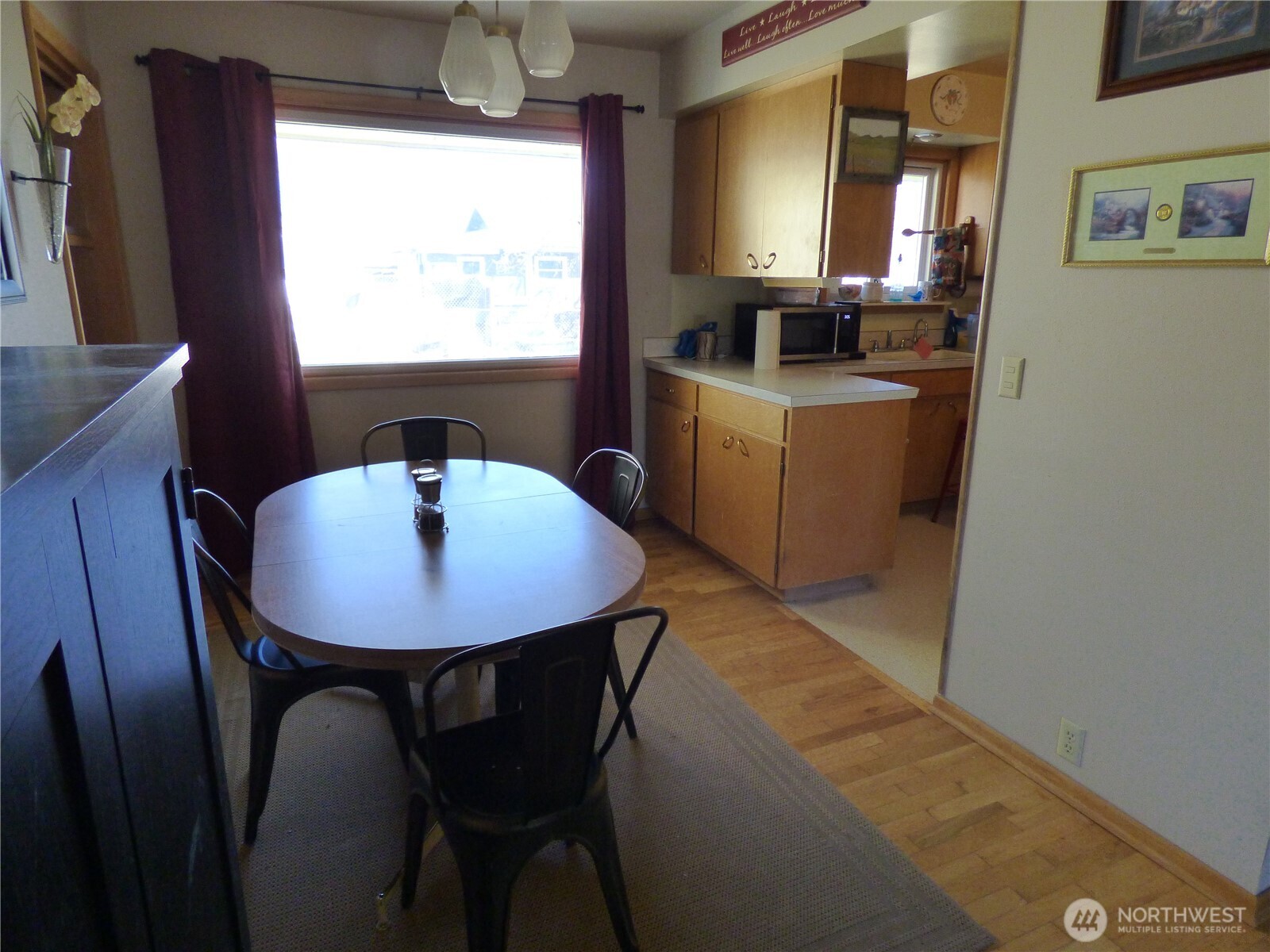 212 7th Street S, Brewster, WA 98812
