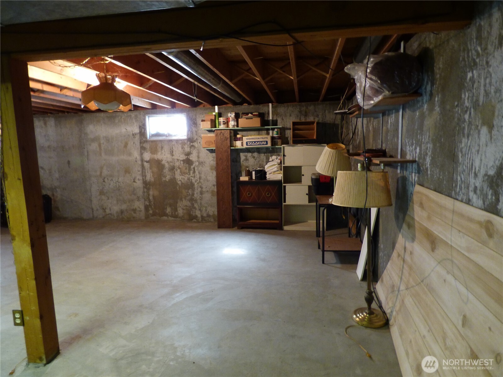 212 7th Street S, Brewster, WA 98812