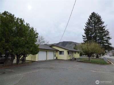 212 7th Street S, Brewster, WA 98812 - Photo 32