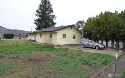 212 7th Street S, Brewster, WA 98812 - Photo 5