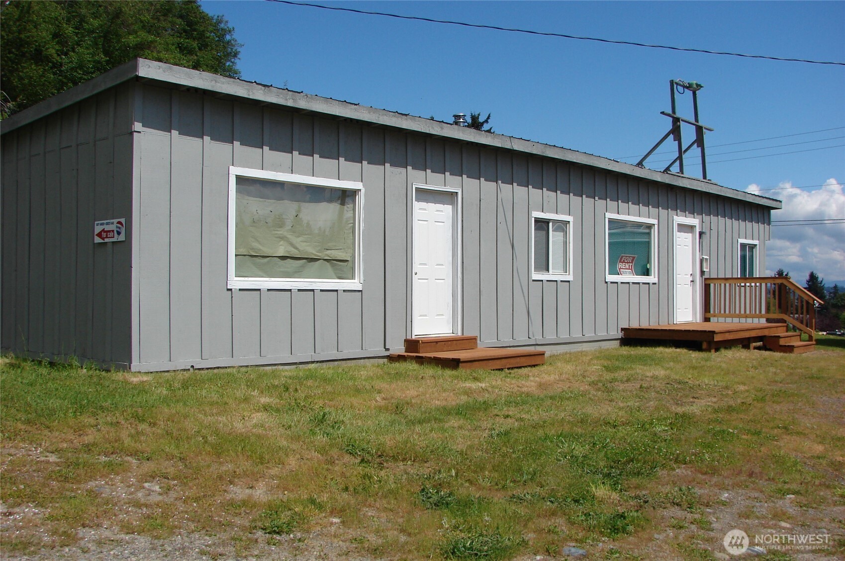 9176 State Route 525 , Clinton, WA 98236