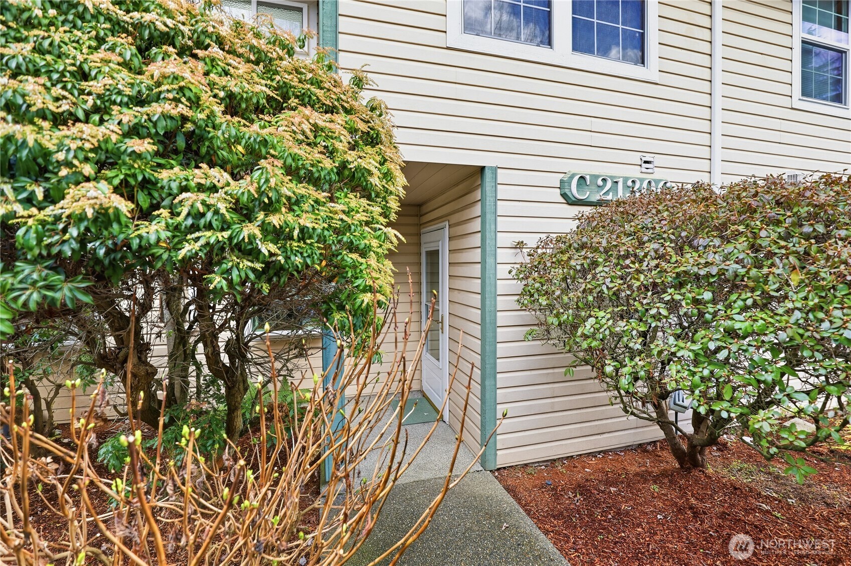 21306 48th Avenue W #C2, Mountlake Terrace, WA 98043-3490