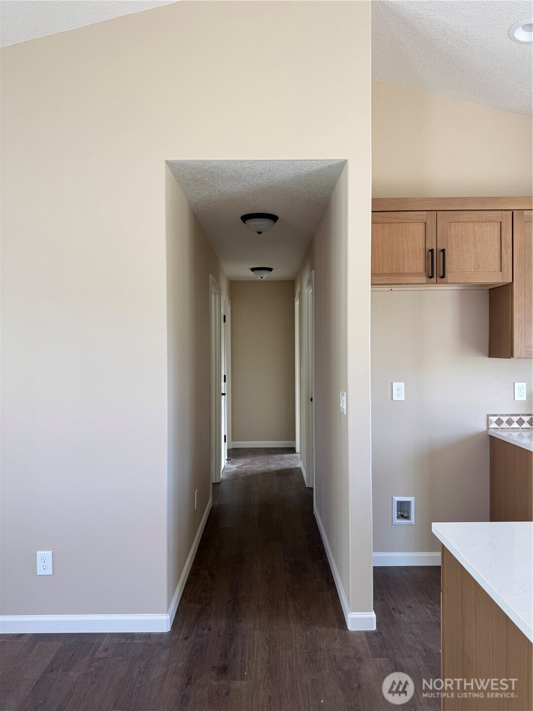 204 Douglas Street , Longview, WA 98632