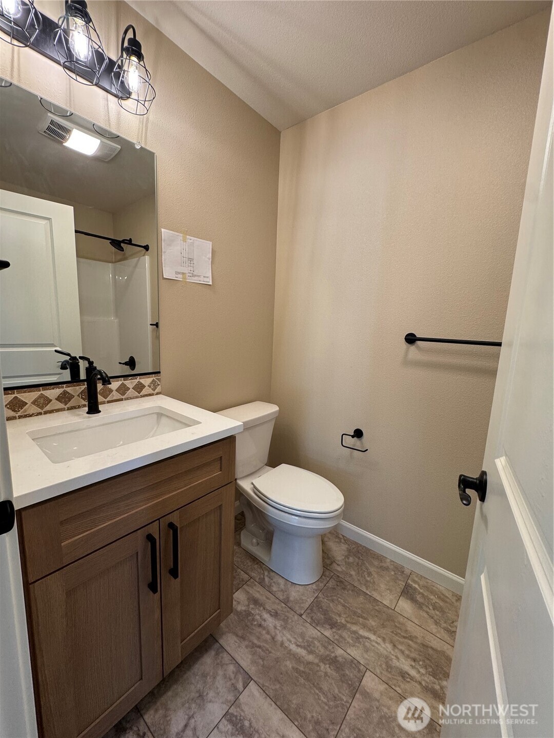 204 Douglas Street , Longview, WA 98632