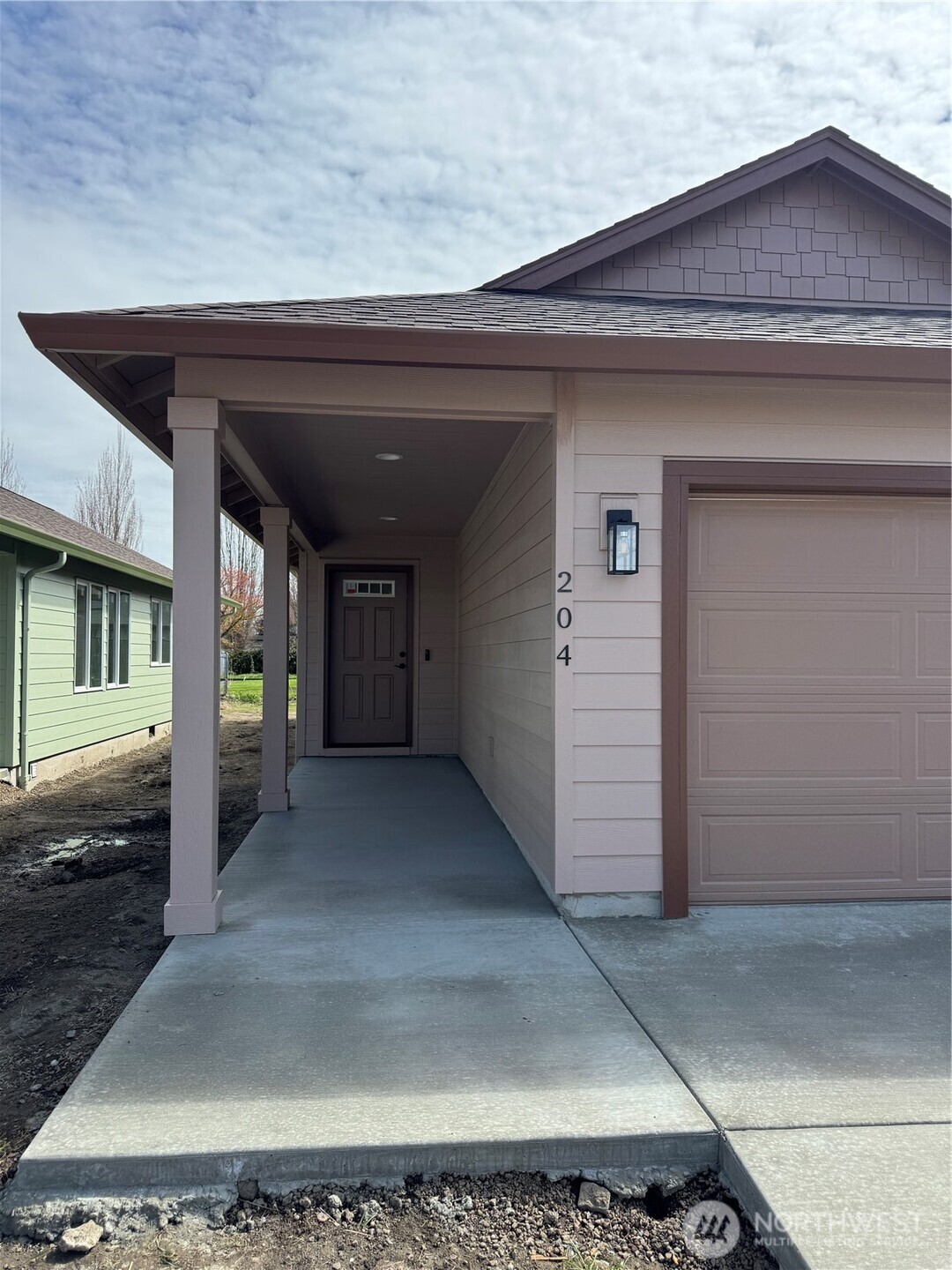 204 Douglas Street , Longview, WA 98632