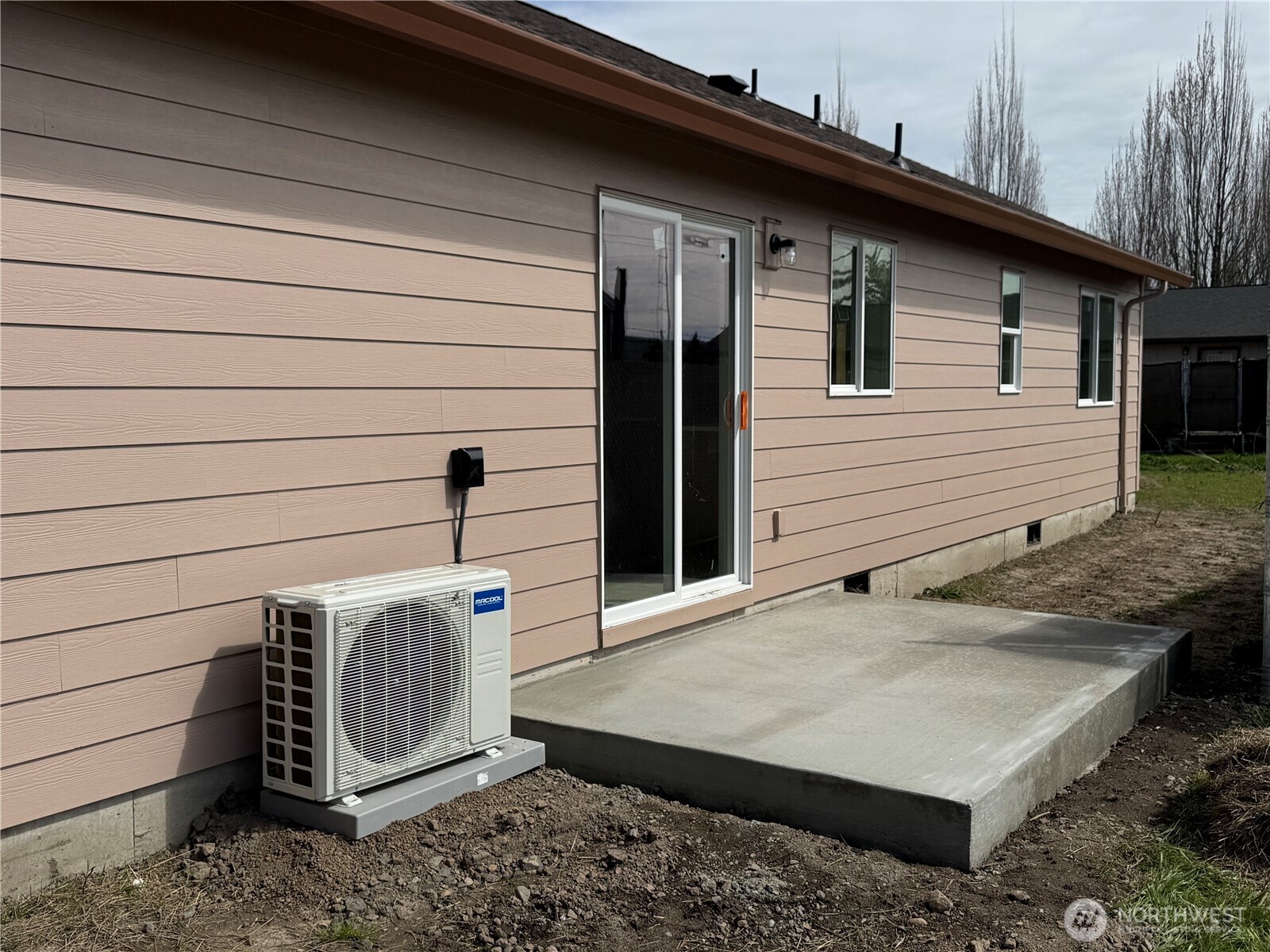 204 Douglas Street , Longview, WA 98632