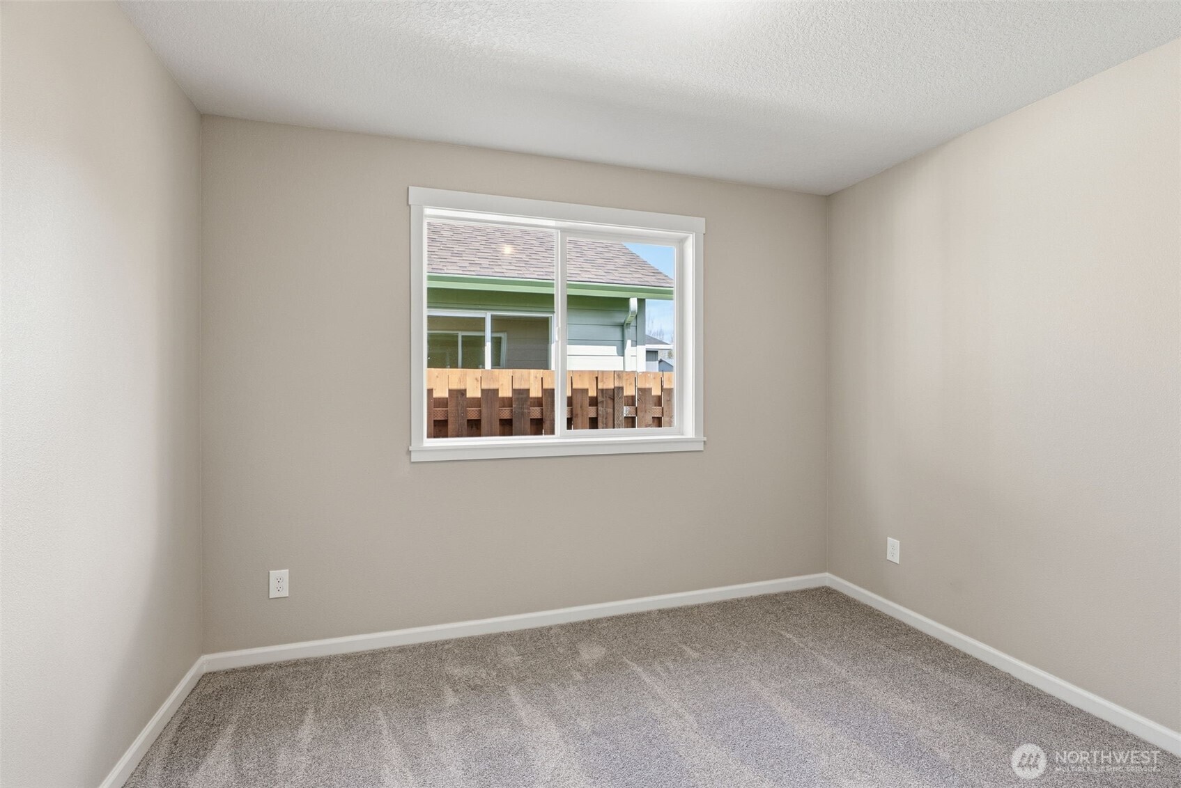 204 Douglas Street , Longview, WA 98632
