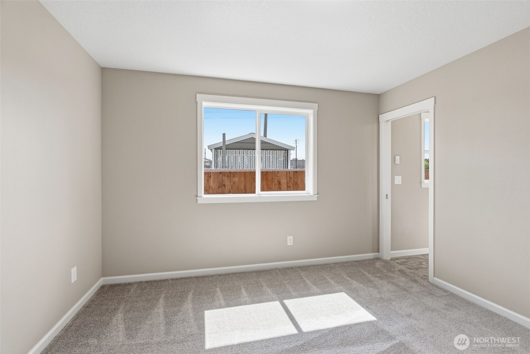 204 Douglas Street , Longview, WA 98632