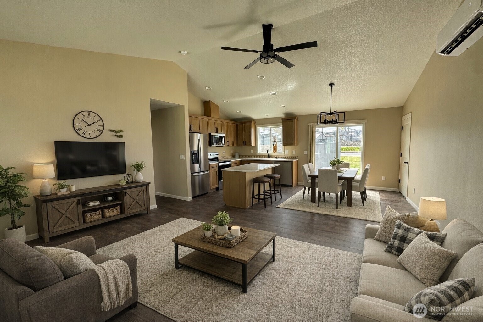 204 Douglas Street , Longview, WA 98632