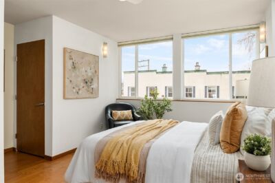 114 N 39th Street , Seattle, WA 98103 - Photo 11