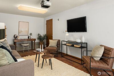 114 N 39th Street , Seattle, WA 98103 - Photo 18