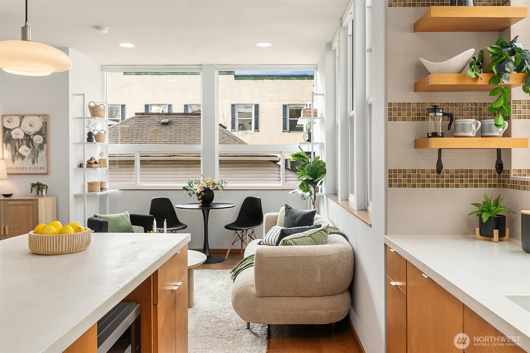 114 N 39th Street , Seattle, WA 98103