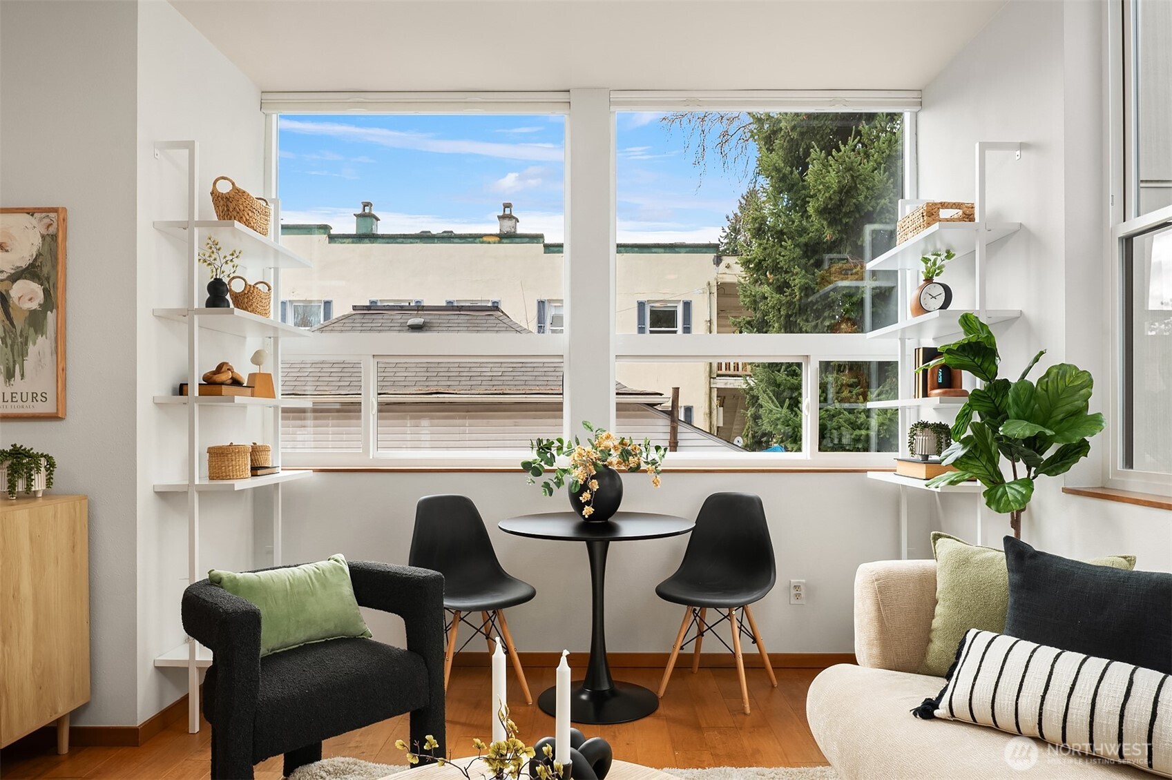 114 N 39th Street , Seattle, WA 98103