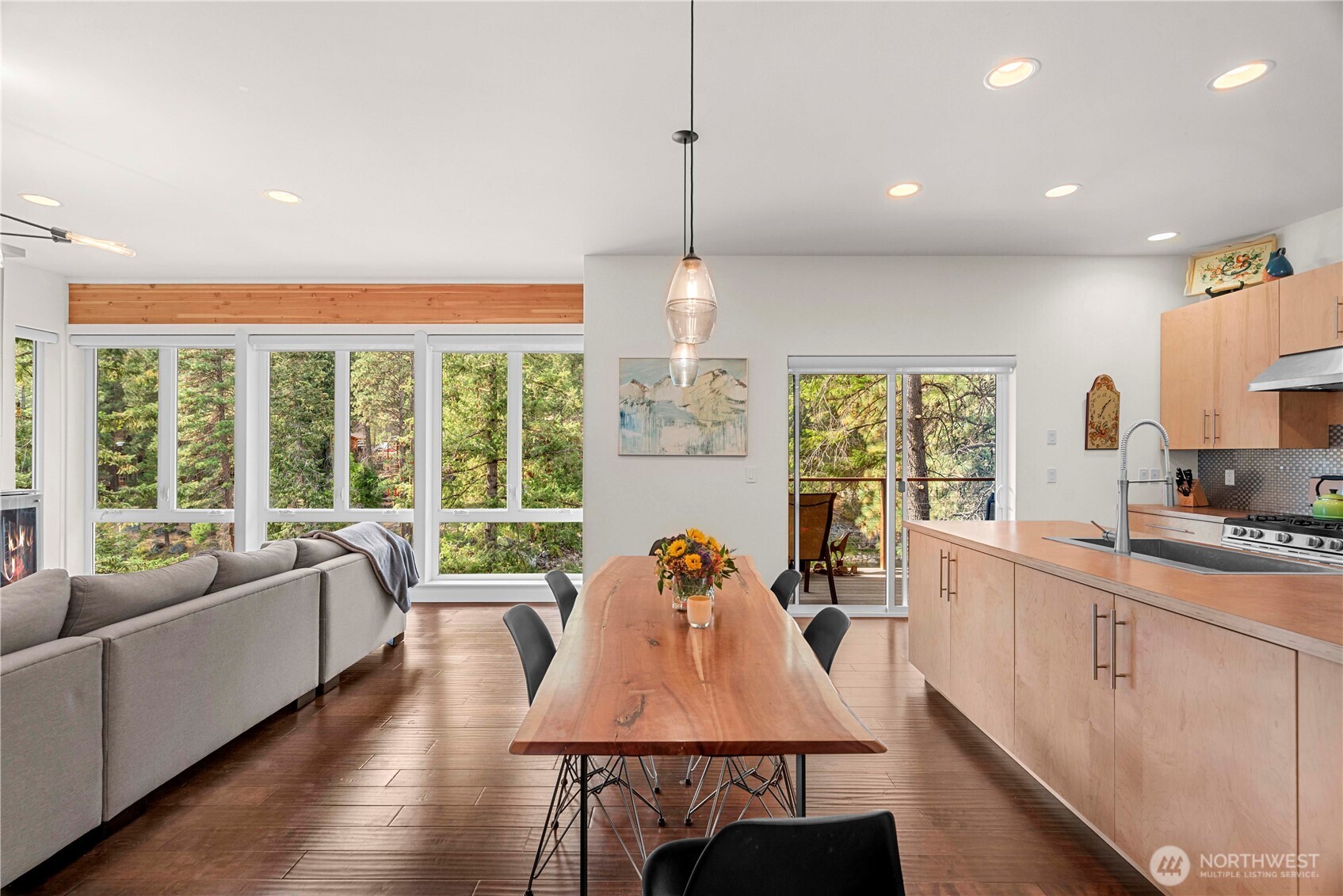 8970 Icicle Road , Leavenworth, WA 98826