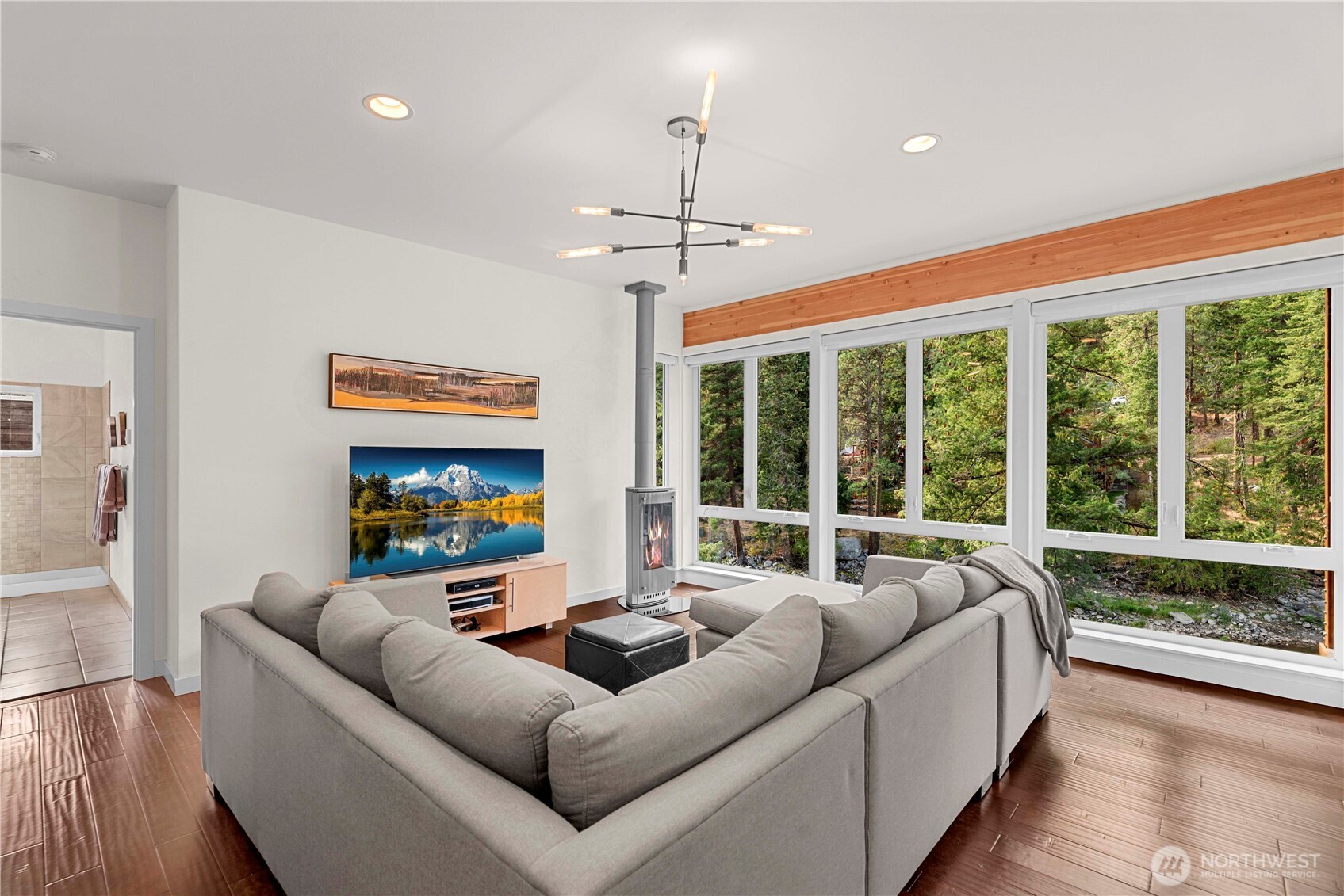 8970 Icicle Road , Leavenworth, WA 98826