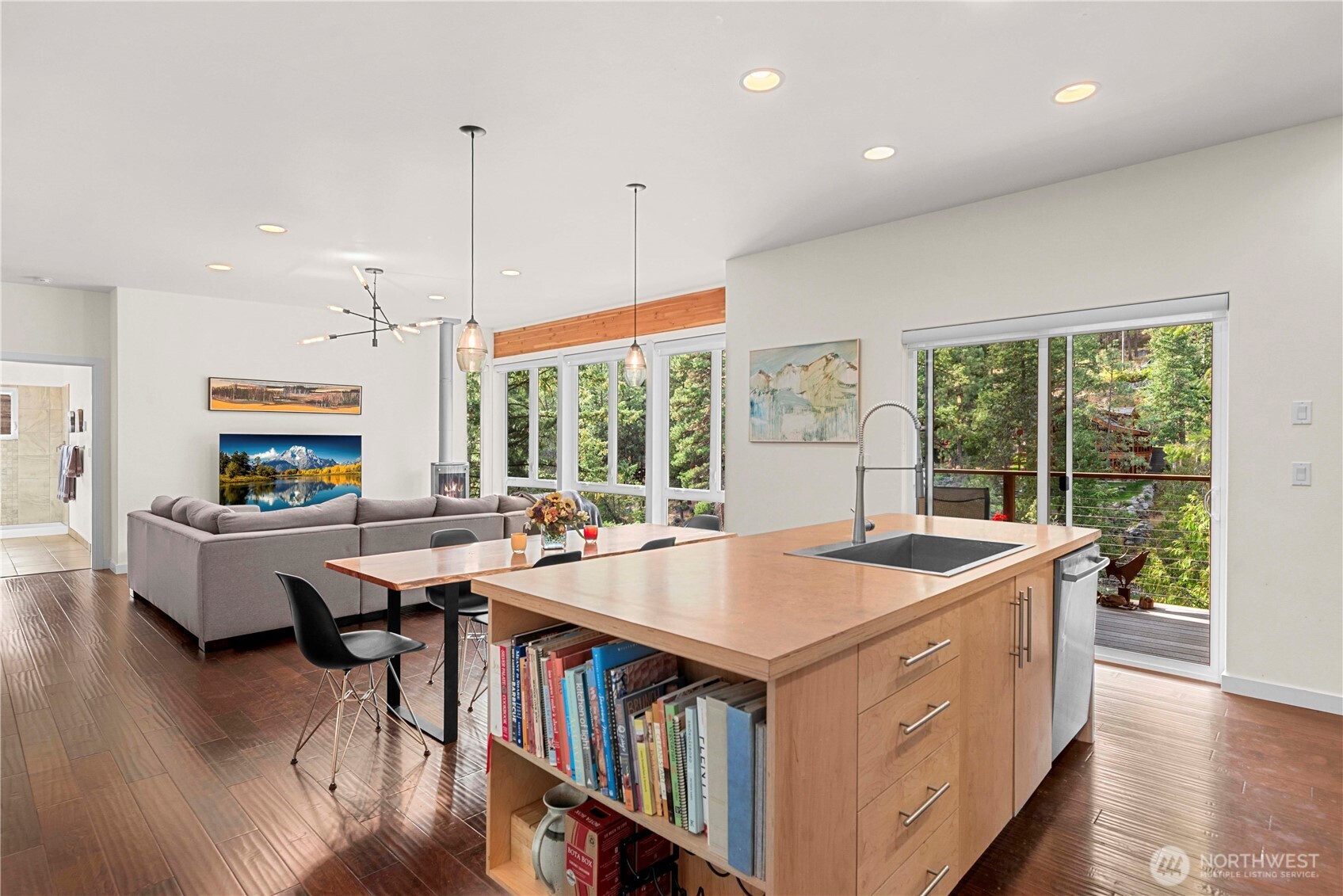 8970 Icicle Road , Leavenworth, WA 98826