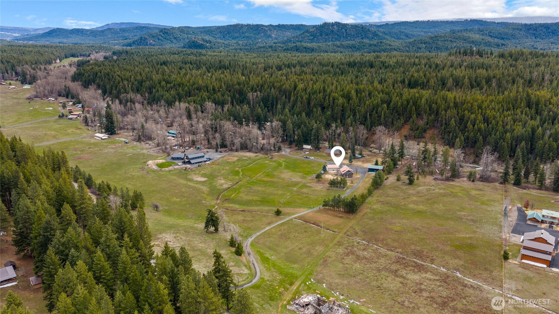 4010 Teanaway Middle Fork Road , Cle Elum, WA 98922-9256