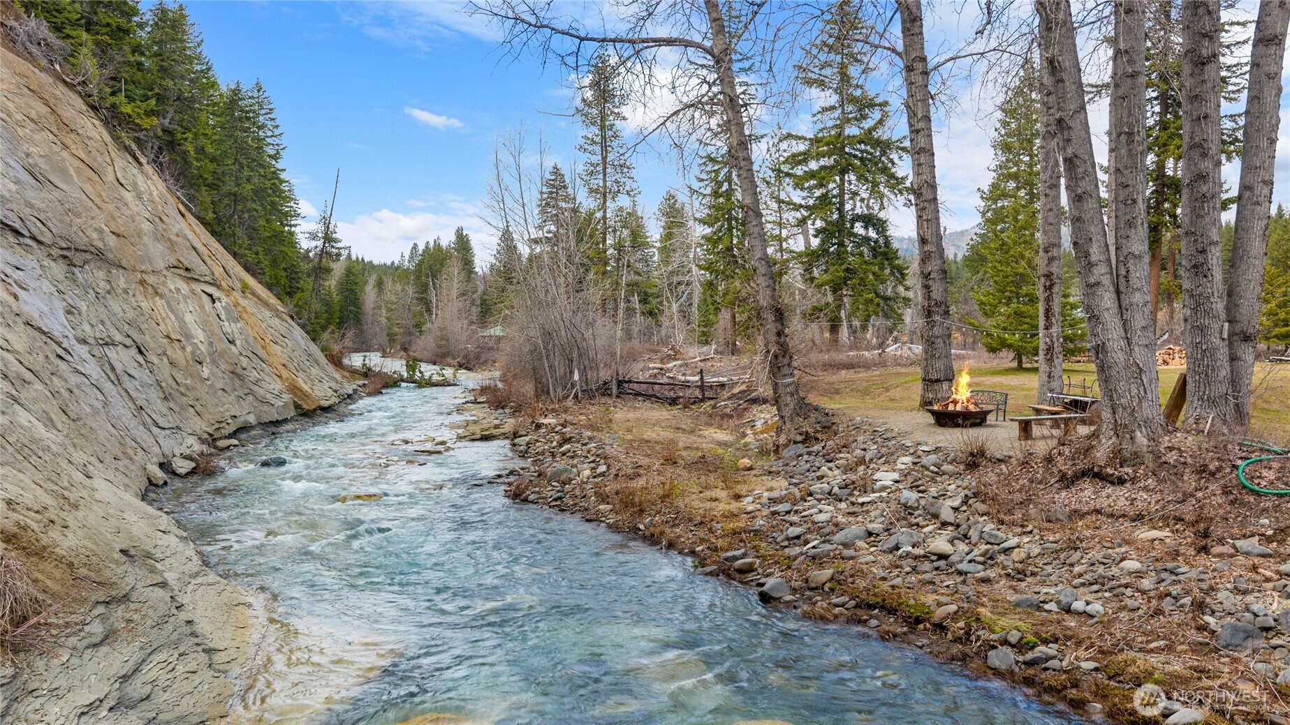 4010 Teanaway Middle Fork Road , Cle Elum, WA 98922-9256