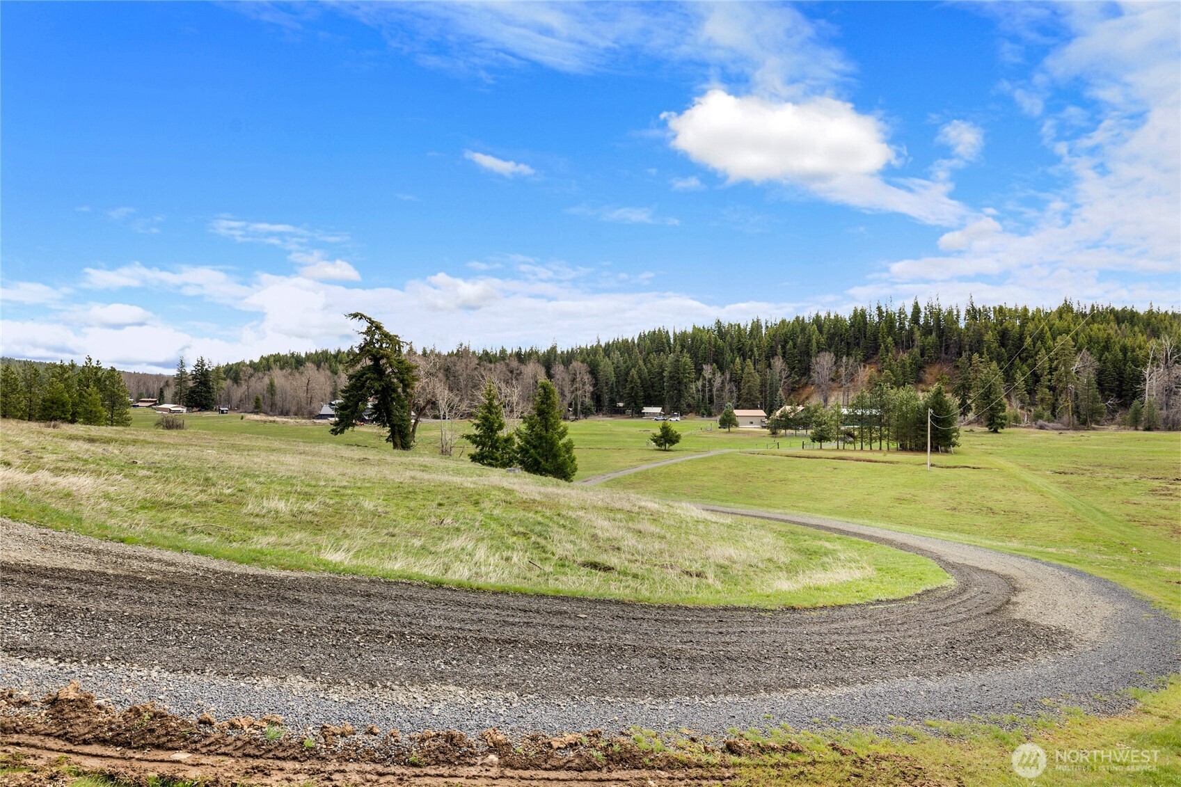 4010 Teanaway Middle Fork Road , Cle Elum, WA 98922-9256