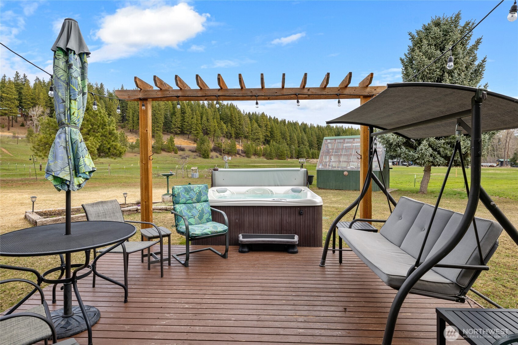 4010 Teanaway Middle Fork Road , Cle Elum, WA 98922-9256