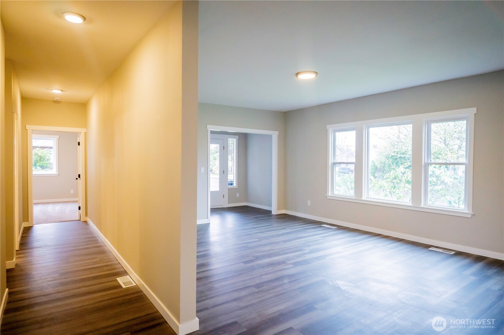 926 TULLIS Street NE, Olympia, WA 98506