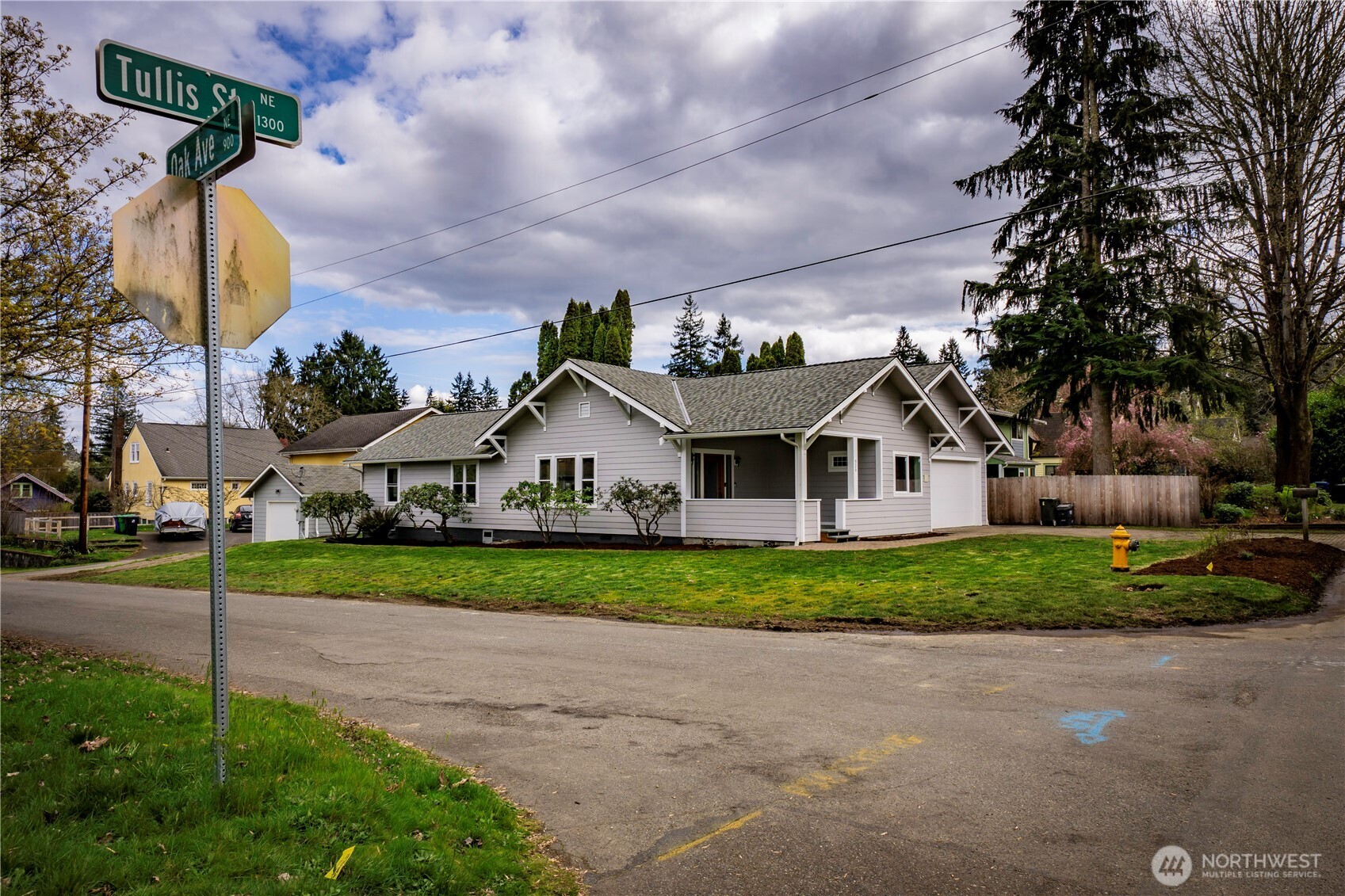 926 TULLIS Street NE, Olympia, WA 98506