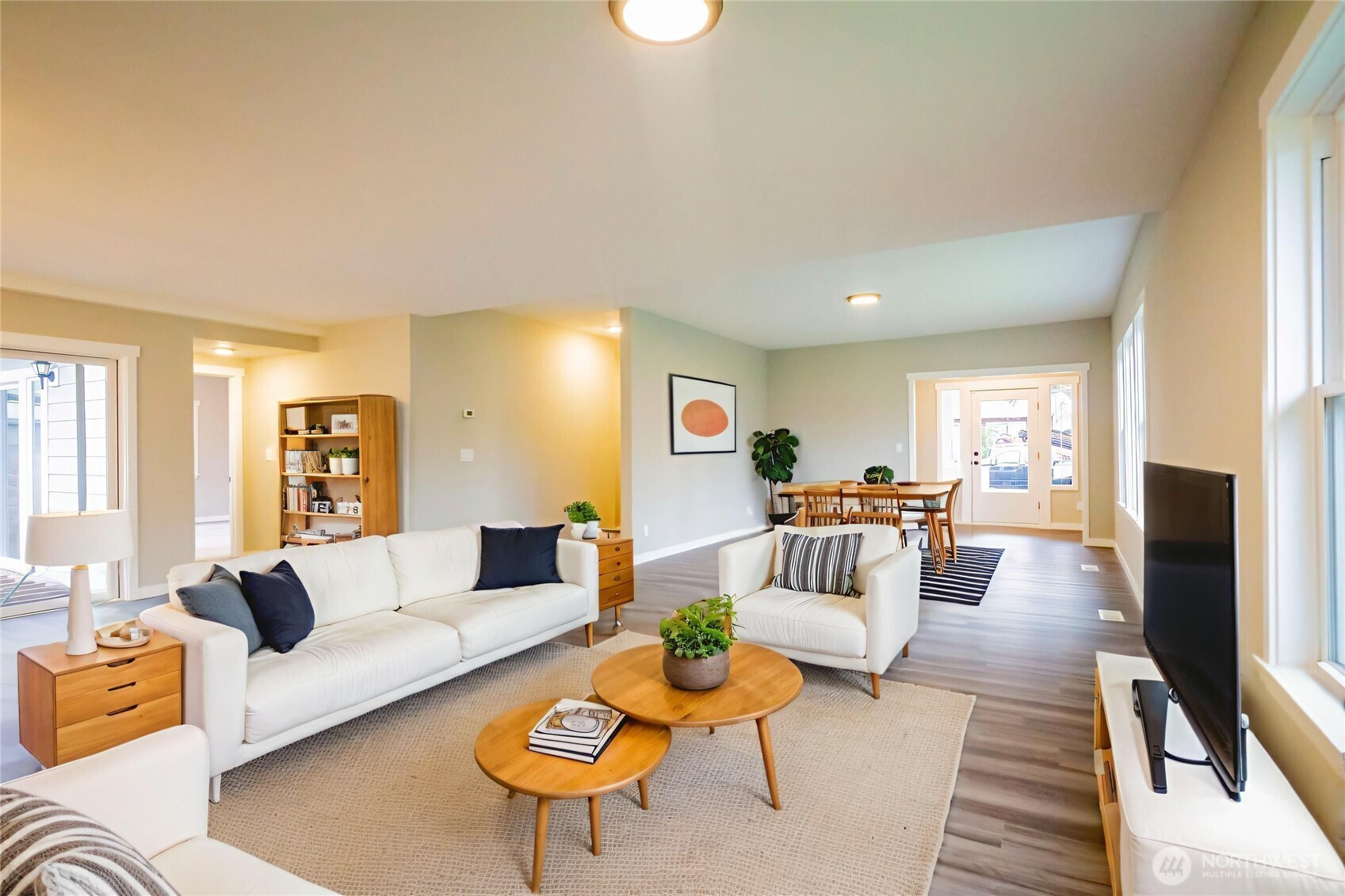 926 TULLIS Street NE, Olympia, WA 98506