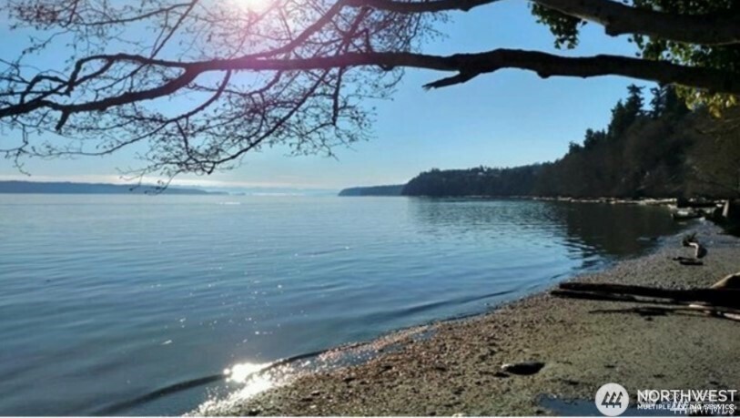 1988 Cascade View Drive , Camano Island, WA 98282