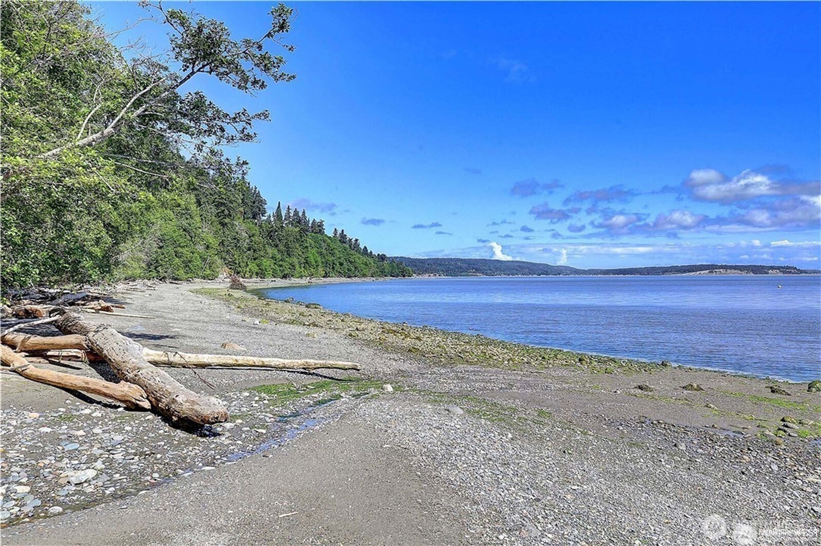 1988 Cascade View Drive , Camano Island, WA 98282