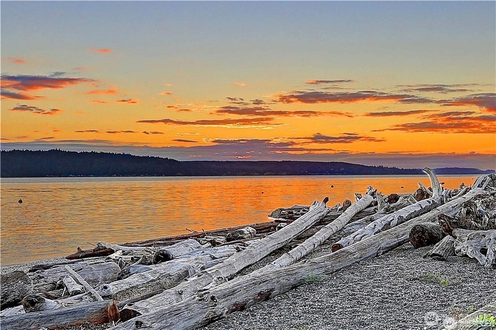 1988 Cascade View Drive , Camano Island, WA 98282