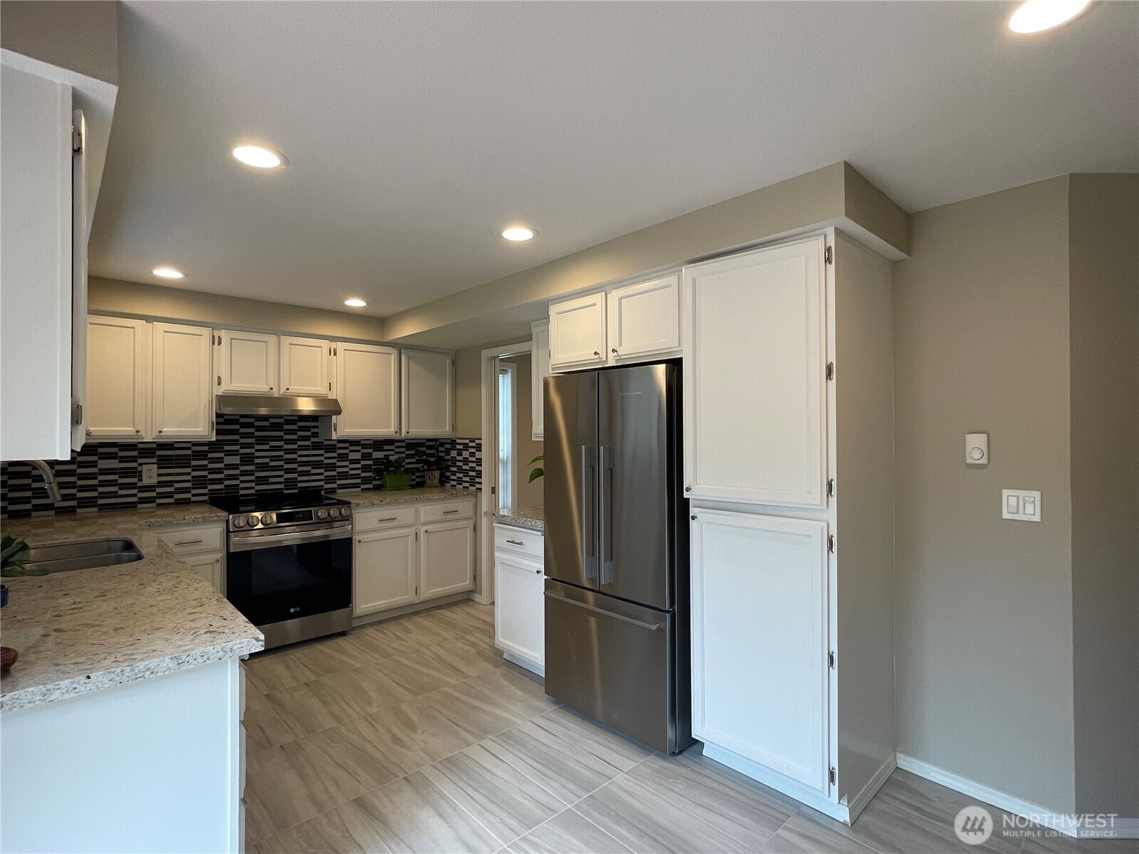 1988 Cascade View Drive , Camano Island, WA 98282