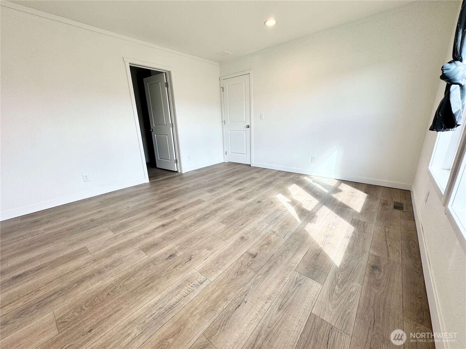 412 SW Thunderbird Way , Mattawa, WA 99349