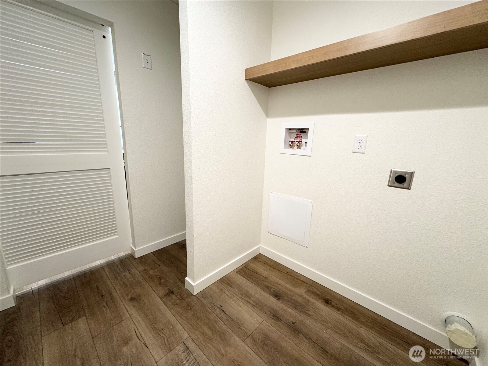 412 SW Thunderbird Way , Mattawa, WA 99349