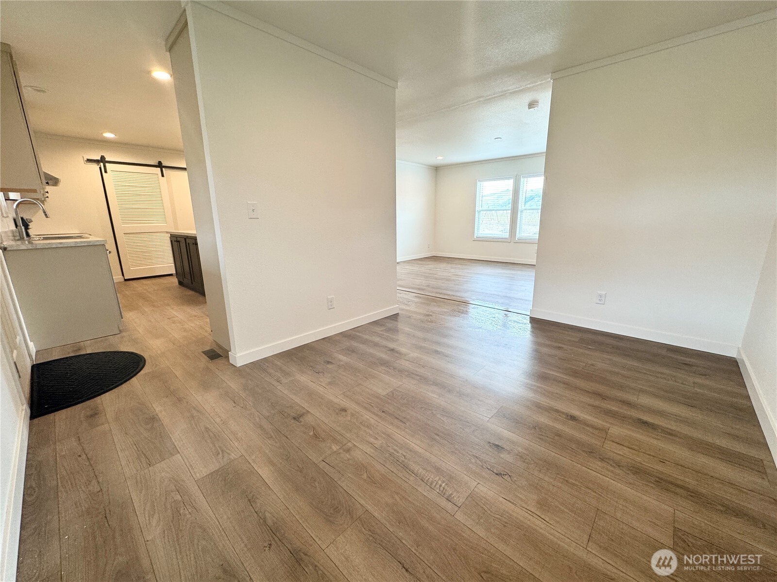 412 SW Thunderbird Way , Mattawa, WA 99349