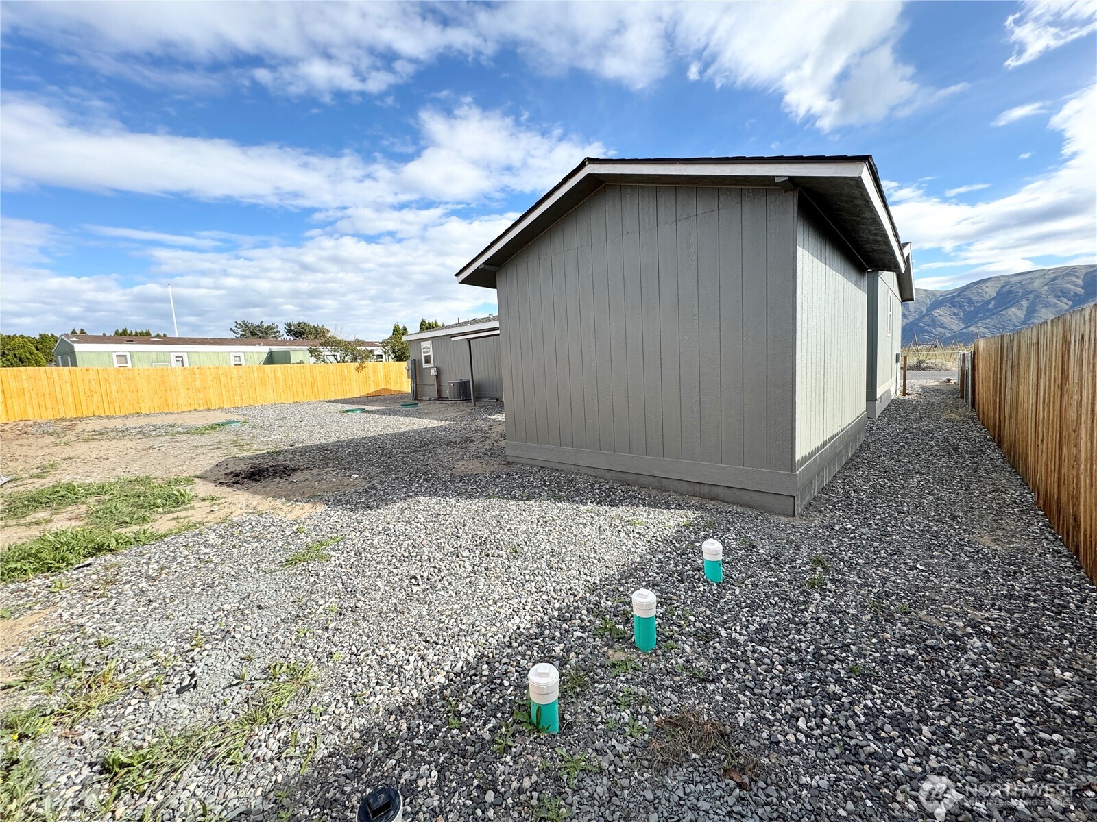 412 SW Thunderbird Way , Mattawa, WA 99349