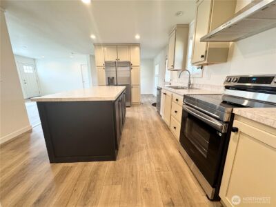 412 SW Thunderbird Way , Mattawa, WA 99349 - Photo 9