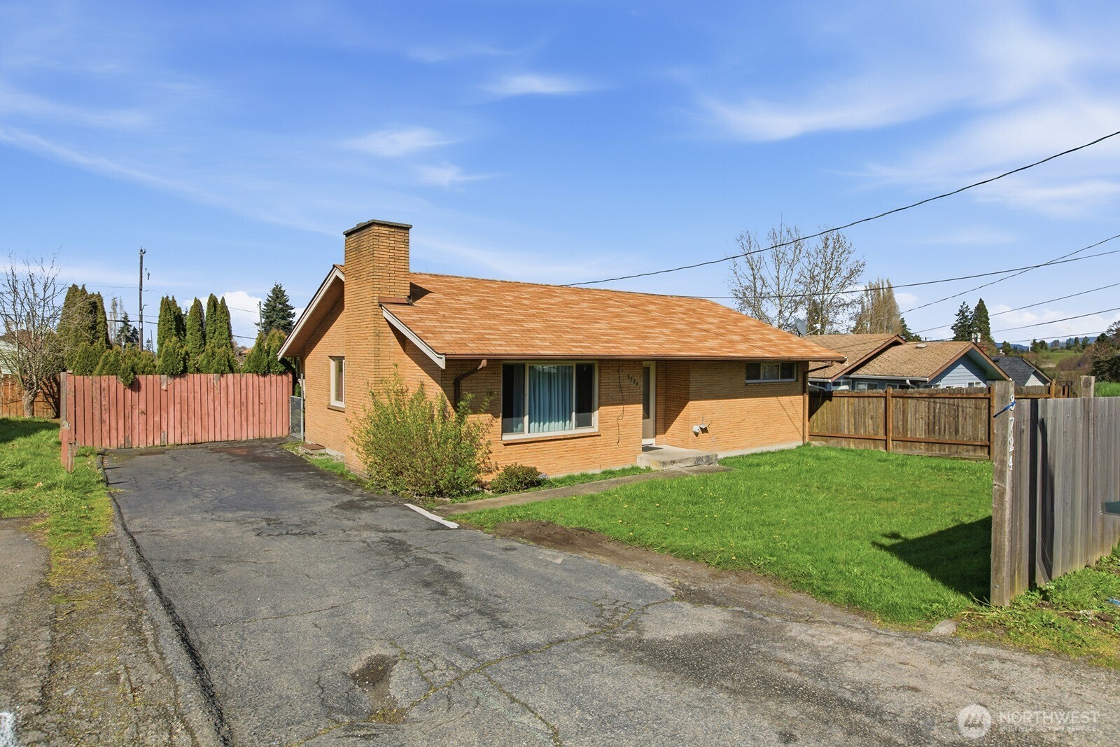 3724 S 141st Street , Tukwila, WA 98168-4074