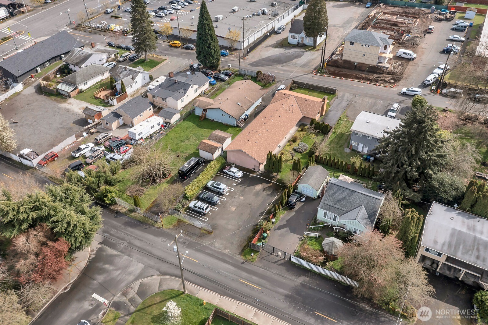 3724 S 141st Street , Tukwila, WA 98168-4074