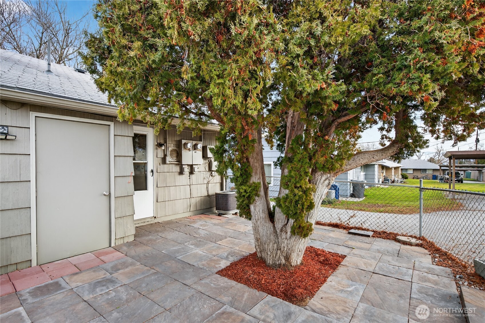 1261 & 1263 Montana Street , Wenatchee, WA 98801