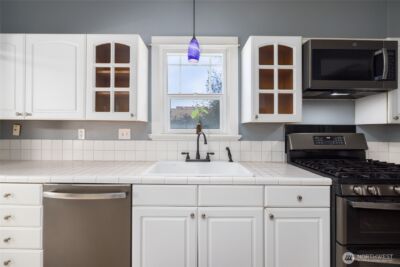 1506 12th Street , Anacortes, WA 98221 - Photo 12