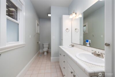 1506 12th Street , Anacortes, WA 98221 - Photo 15