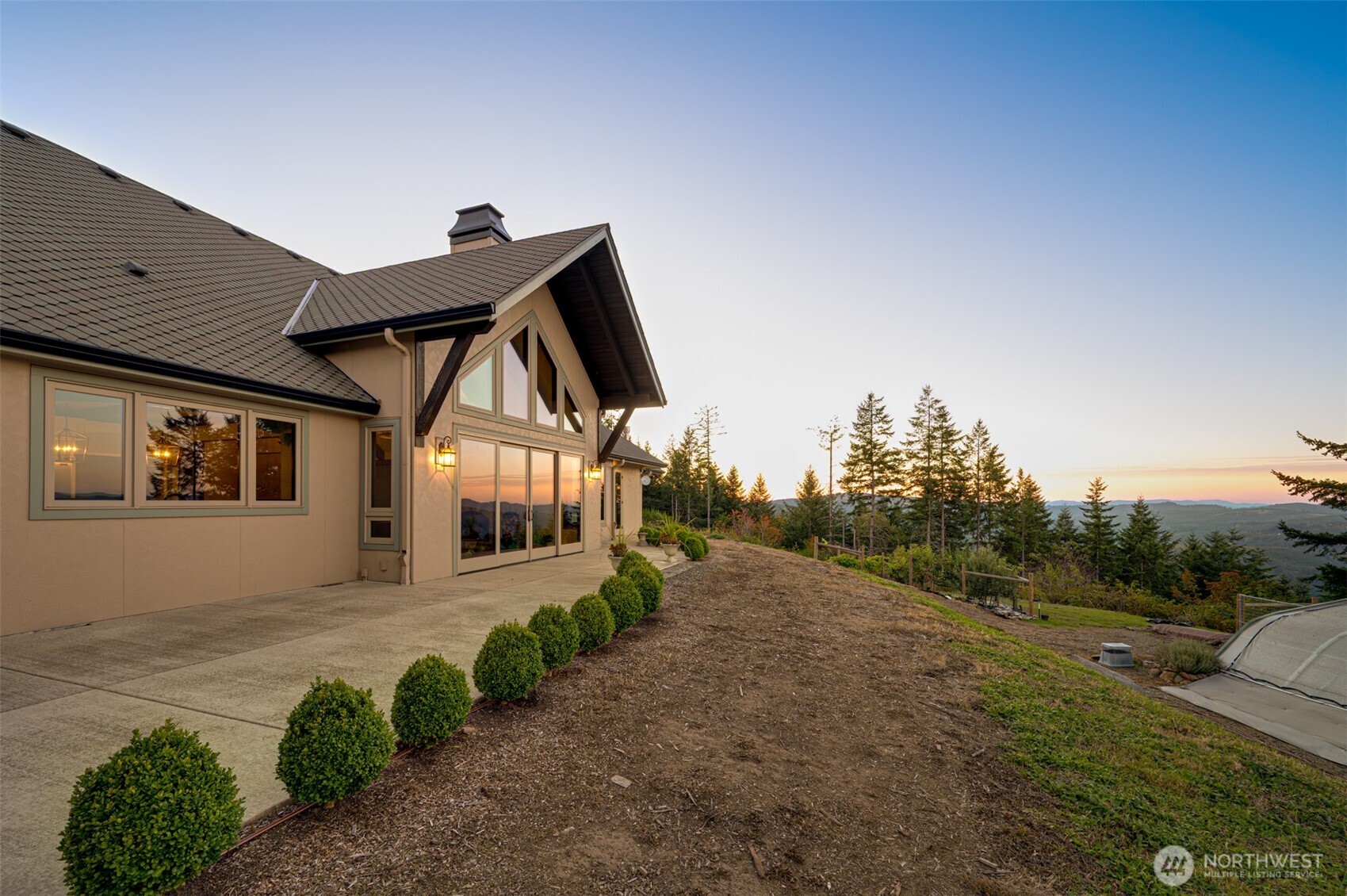 421 Woodland Heights Road , Woodland, WA 98674