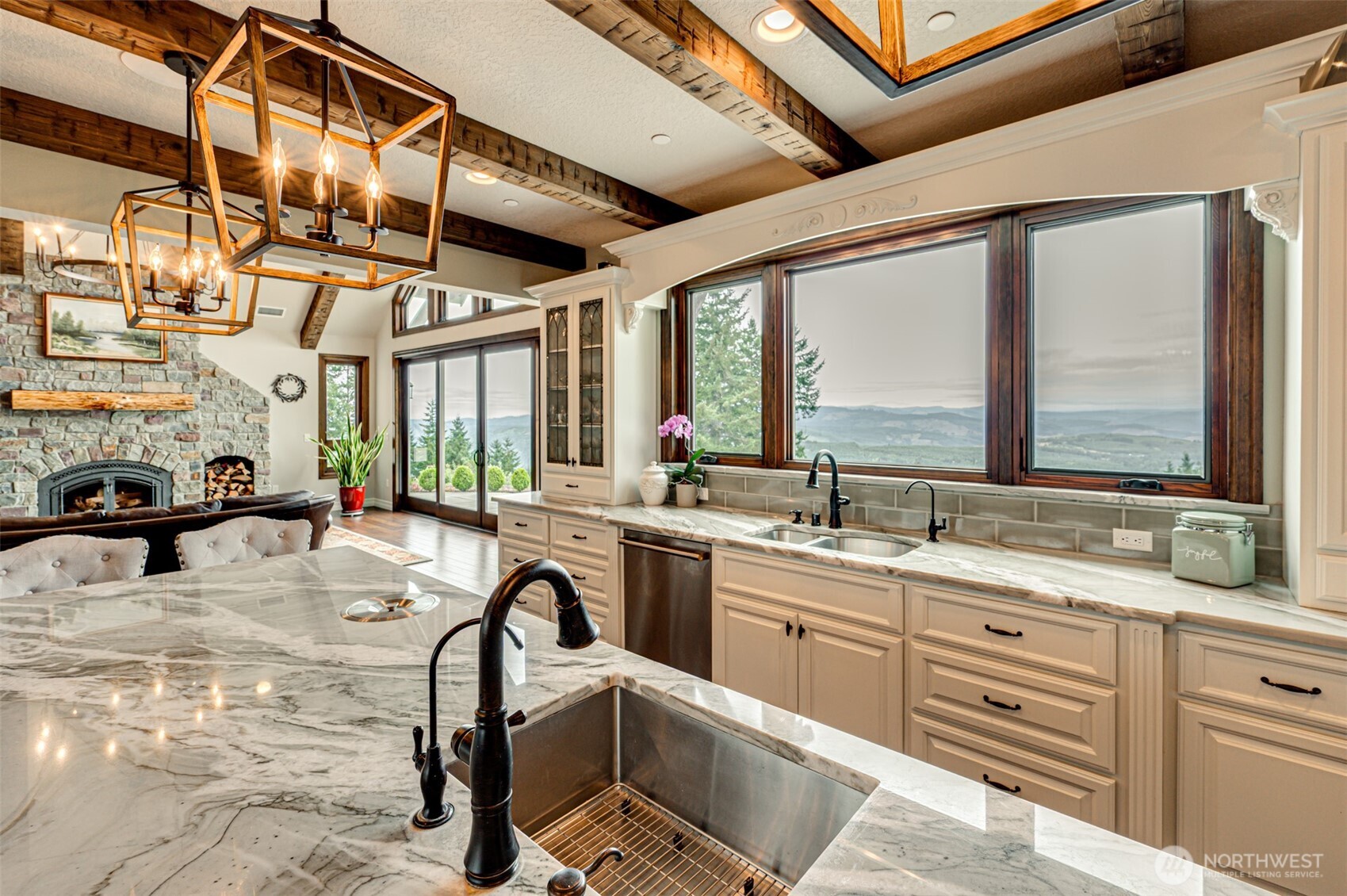 421 Woodland Heights Road , Woodland, WA 98674