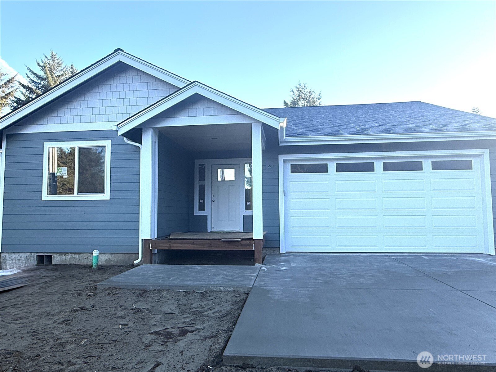 420 Cygnus Avenue SW, Ocean Shores, WA 98569