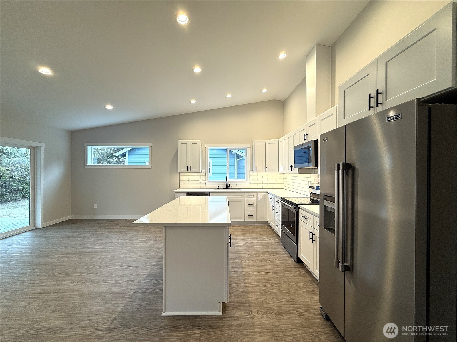 420 Cygnus Avenue SW, Ocean Shores, WA 98569