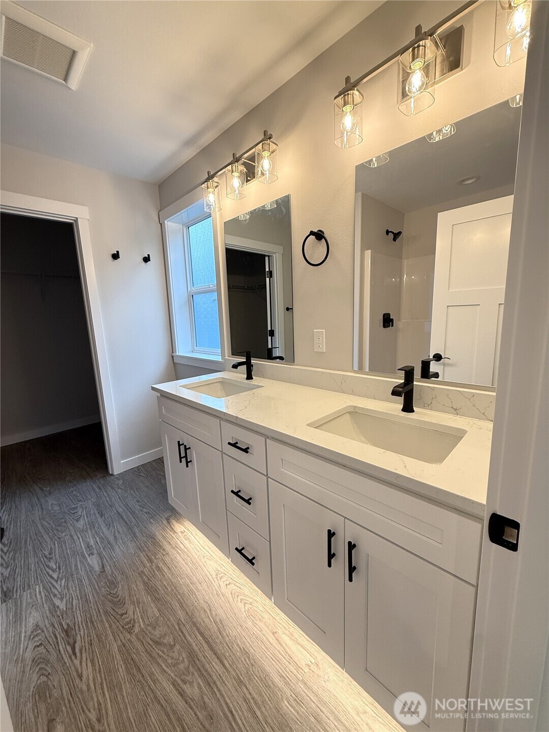 420 Cygnus Avenue SW, Ocean Shores, WA 98569