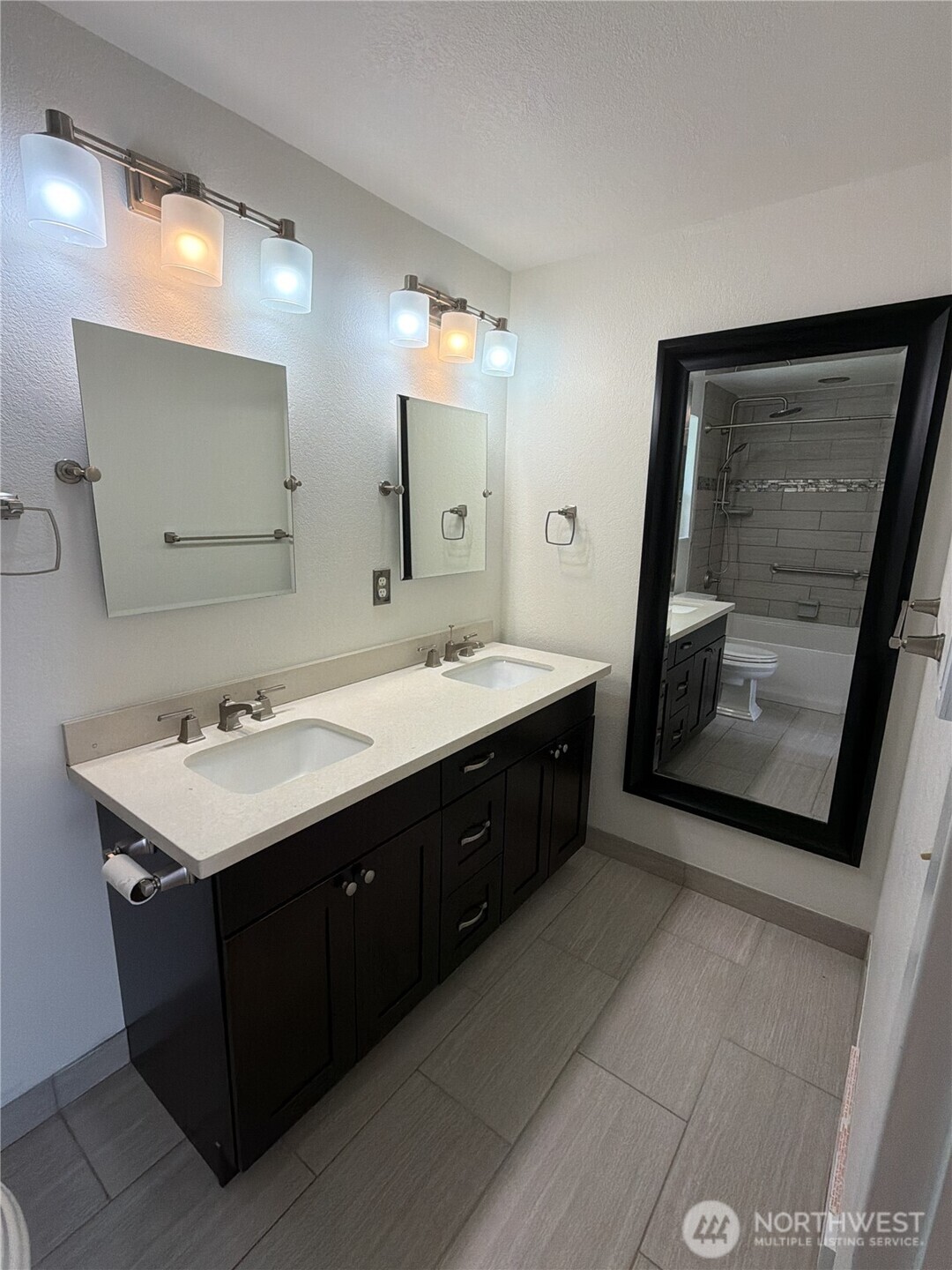 12506 NE Virginia Court , Kingston, WA 98346