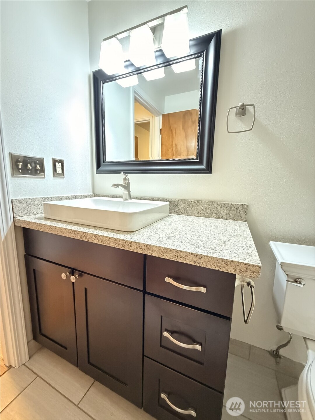 12506 NE Virginia Court , Kingston, WA 98346