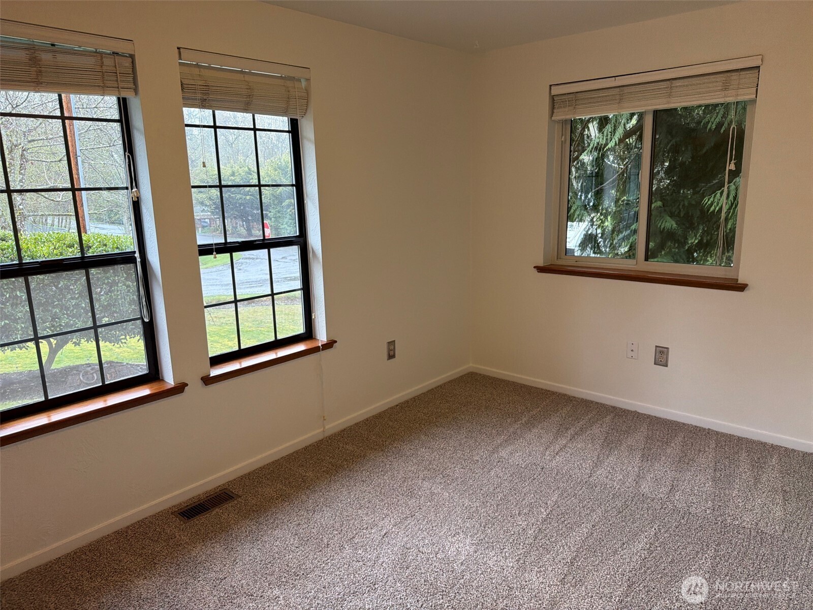 12506 NE Virginia Court , Kingston, WA 98346